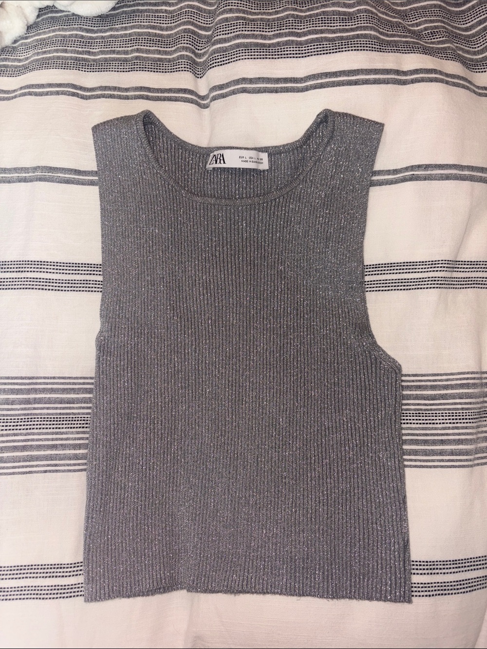 Zara Women’s Silver Ribbed Sleeveless Crewneck Sweater